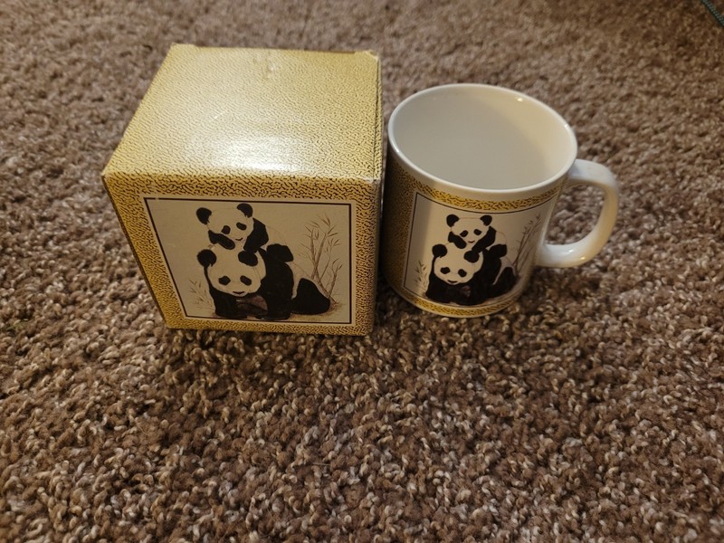 Jacquie Marie Vaux Giant Panda Mug W/ Box Gently Used Very Good Condition