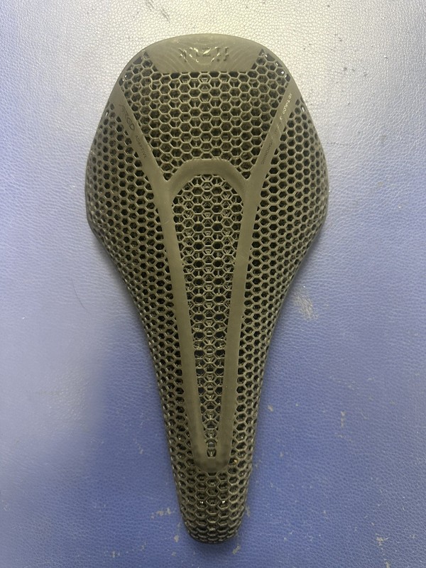 Fizik Vento Argo Adaptive 00 Saddle - Full Carbon 140mm