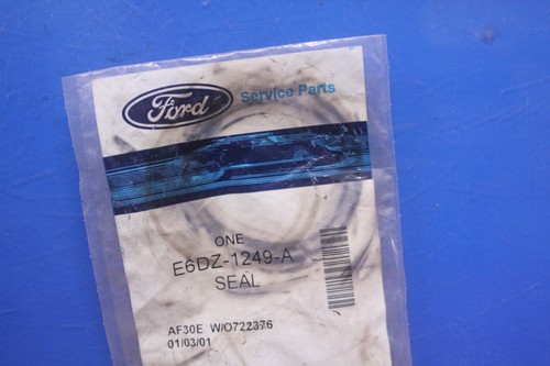 Ford Wheel Seal E6DZ-1249-A - Picture 6 of 8