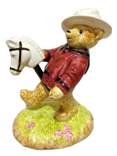 2 Bialosky & Friends Hummelwerk Andrew Cowboy Skiing Bear Figurine 1984 - Picture 2 of 11