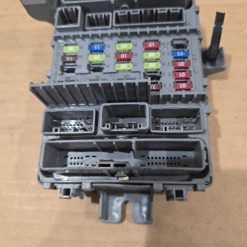 09 - 11 Acura TL Interior Right Passenger Side Fuse Box Relay 38200-TK4-A01 OEM - Picture 6 of 10
