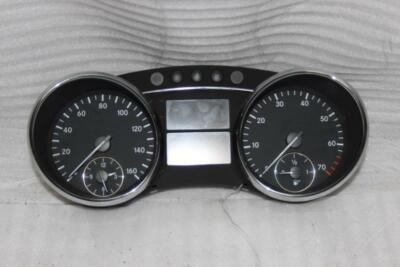 Speedometer MERCEDES R-CLASS 06 07