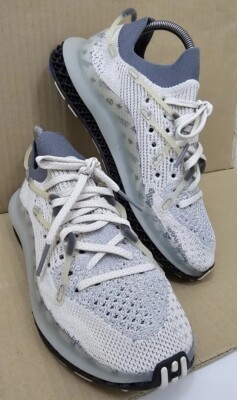 BRANDNEUE ADIDAS 4D FUSIO ALUMINIUM GRAU & SCHWARZ SPORTSCHUHE GRÖßE UK 5,5 SELTEN