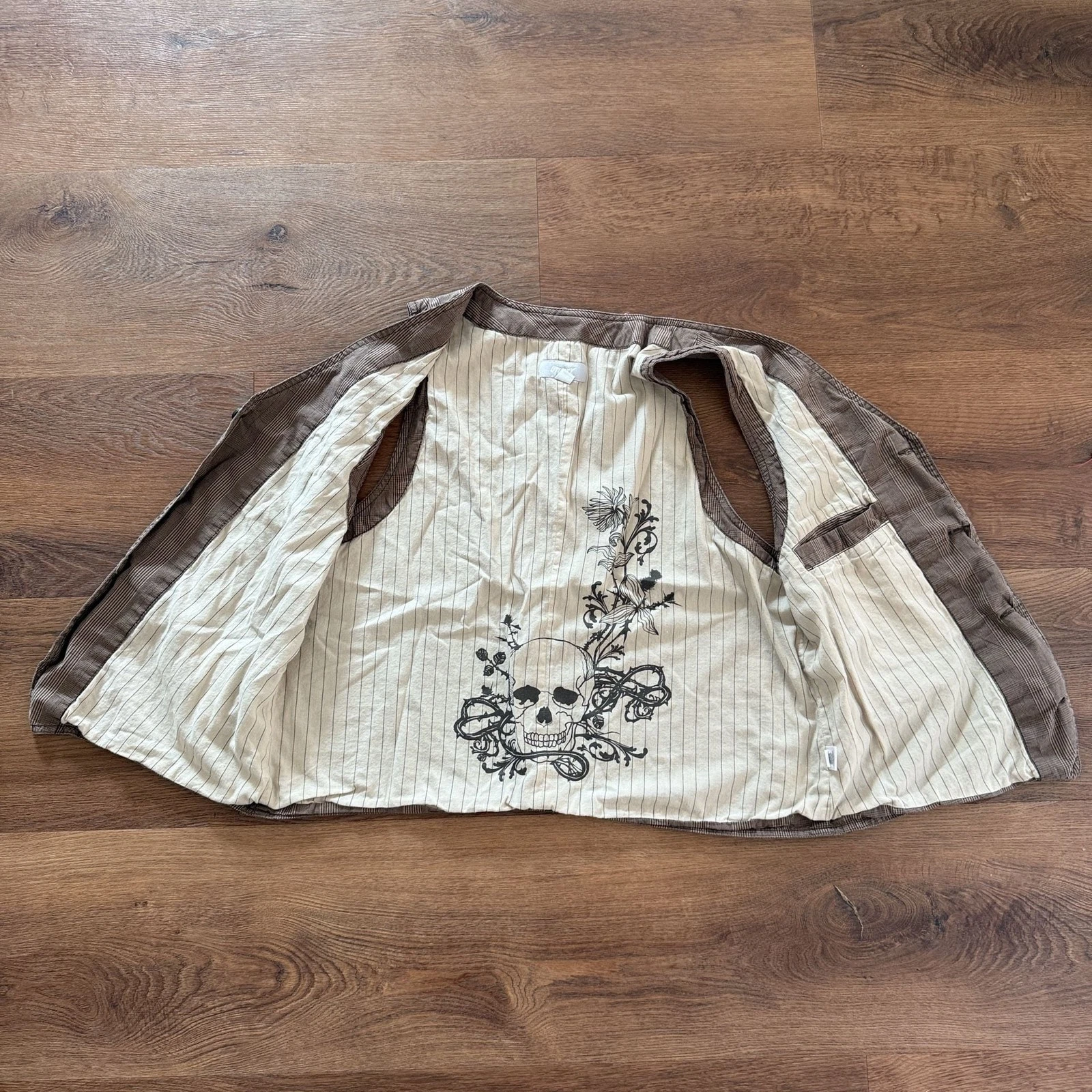 Vintage Y2K Utility Vest Size L Brown Plaid Skull Interior - product detail image 3