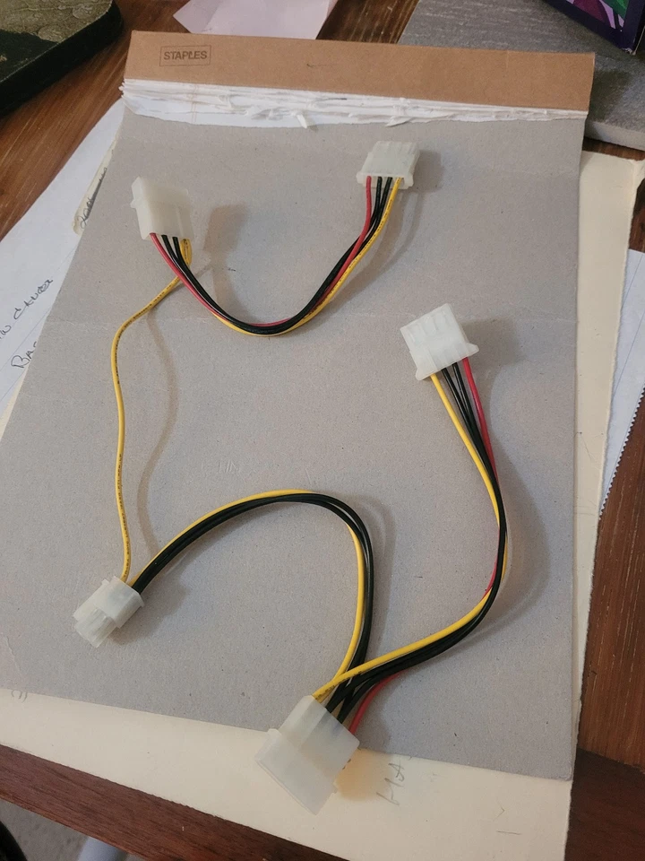 3 pin fan adapter to Molex fan adapter. - Image 2 of 4