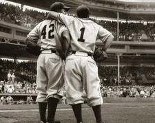 Top 10 Pee Wee Reese Baseball Cards 23