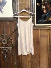 Vassarette Nude Neutral Minimalistic Slip Women's Regular Size M