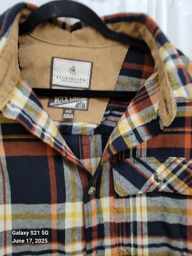 LEGENDARY WHITE TAILS BUCK CAMP MENS SHIRT size medium, plaid - Picture 3 of 10