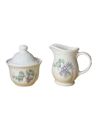 Pfaltzgraff Grapevine Cream & Sugar Dish with Lid Stoneware Set Made in USA
