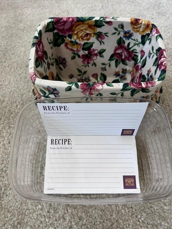 Longaberger Recipe Basket From 2000, With Floral Cloth Liner, Plastic
