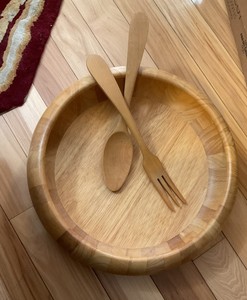 VTG Large 14” Wooden Salad Bowl Round Utensil 3pc Set Unique Wood Grain 1980 EUC