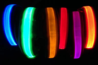 LED PET GLOW-IN -THE-DARK COLLAR dog cat night safety neck harness flash light - Image 1 of 4