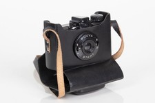 DDR: Pouva Start, 2. Modell fester Sucher, schwarz 1954, mit Tasche