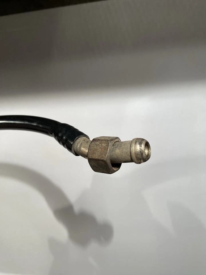 W123 Mercedes OM617 DOS ACCESORIOS DE VACÍO FRENO BOOSTER LINE 240D 300D 300CD 300TD Foto 4 de 4