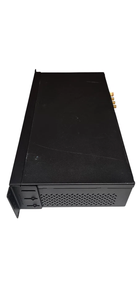 APC H10BLK 1kVA H-Type Rackmount Power Conditioner 120V W/ rack mount brackets - Image 4 of 4
