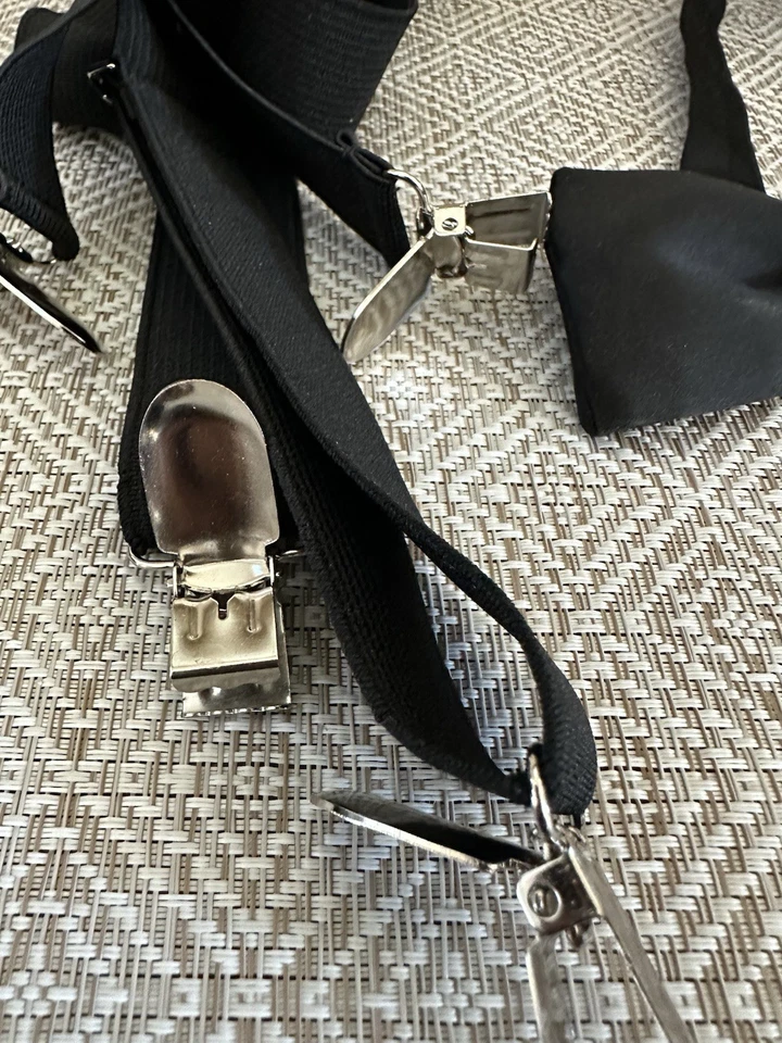 Pajarita de seda vintage negra con tirantes ajustable Foto 2 de 3