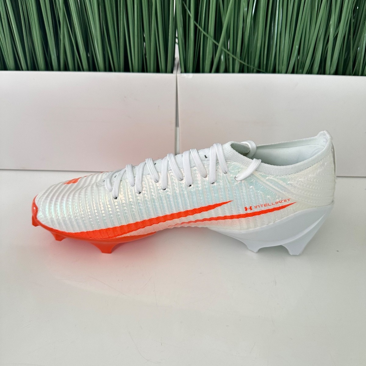 Under Armour Blur Pro Mens Football Cleats White/ Orange 3028220