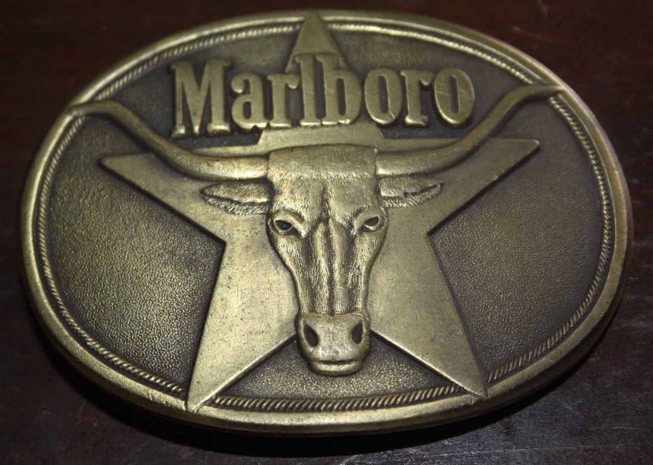 MARLBORO PHILLIP MORRIS CO 1987 BRASS BELT BUCKLE Gem