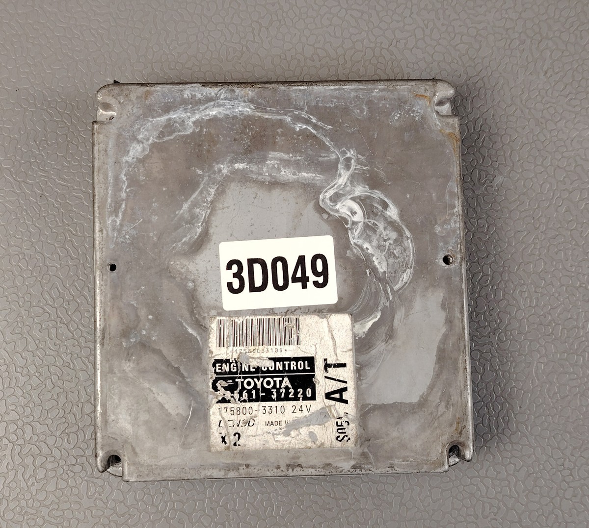 HINO DUTRO XZU412 S05C A/T ENGINE CONTROL UNIT ECU 89561