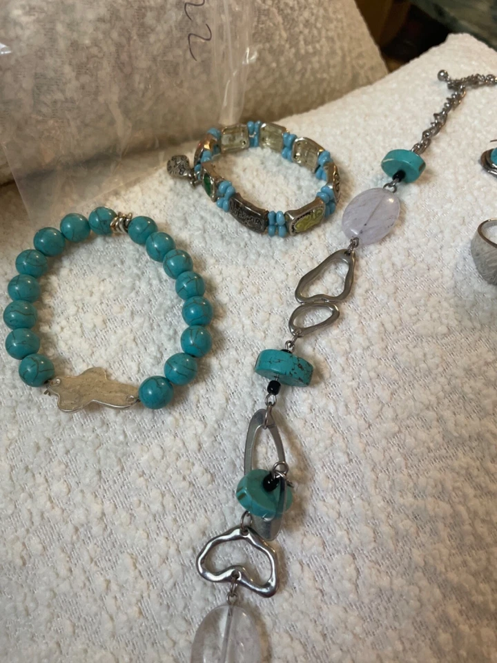 azul turquesa conjunto collar 3 anillos 2 pulseras pendientes y llavero Foto 2 de 4