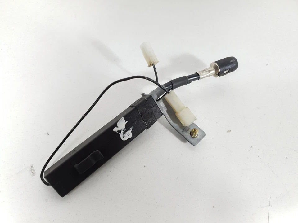 Porsche Boxster/Cayman 2.5L 986 1996-2004 Antennenverstärker 986.647.105.00 Foto 4 de 4