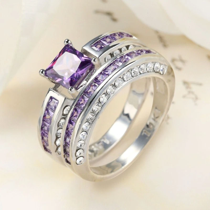 Conjuntos de anillos rellenos de oro blanco de 14kt princesa circonita púrpura AAA para mujer talla 6-10 Foto 3 de 4