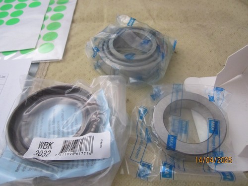 Repco WBK3032 Wheel Bearing Kit Holden VY, VZ Crewman & 1 tonner - Picture 2 of 2