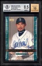 2002 Upper Deck Ovation #IS Ichiro Suzuki Signatures on card Auto /25 BGS 8.5