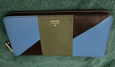 Fosssil Patchwork Multicolor Leather Zip Around Credit Card Wallet