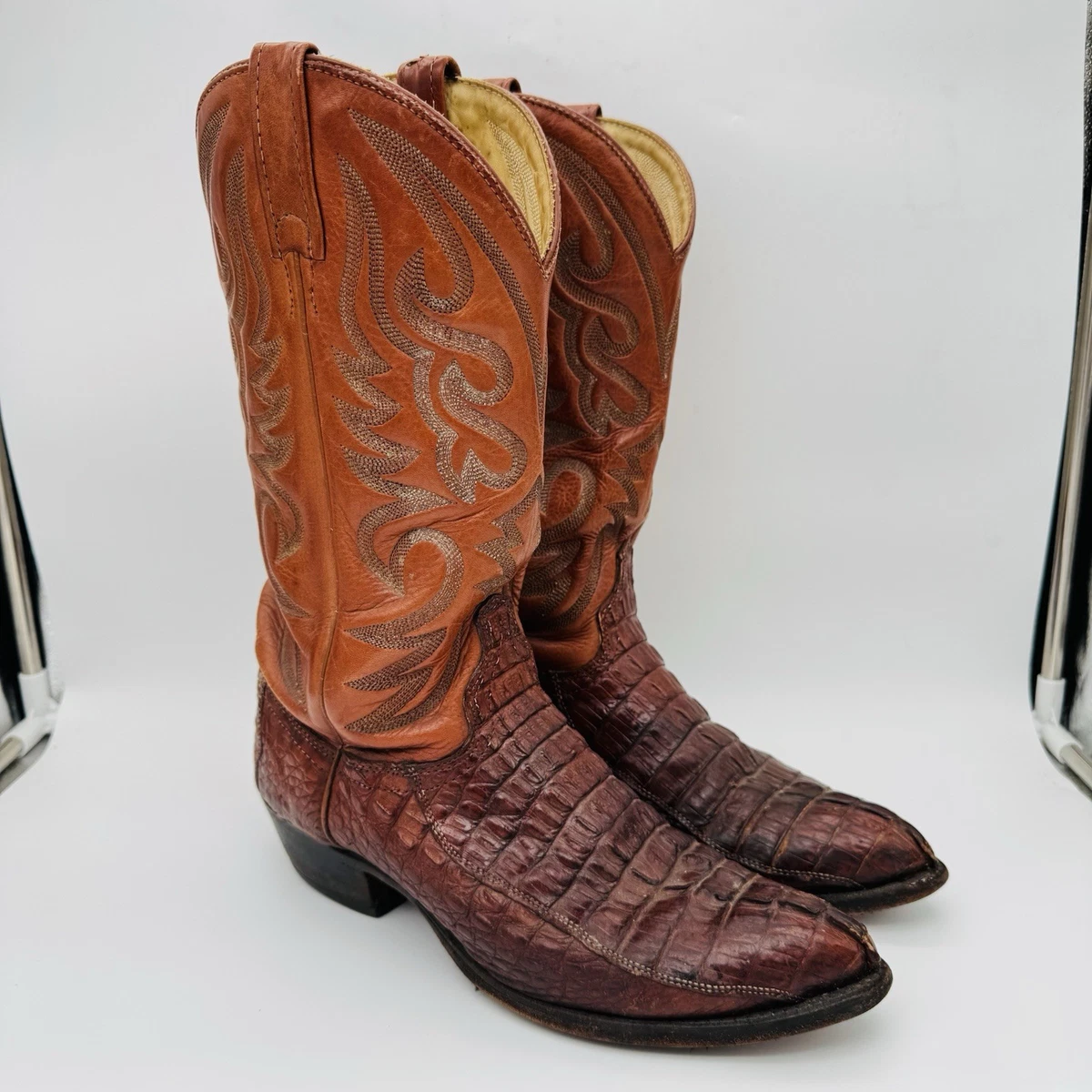 Bottes Western J. Chisholm Exotiques – Cuir Autruche Pleine Plume, Marron, Taille 7.5 D (Vintage)