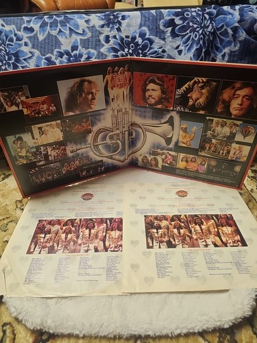 Peter Frampton The Bee Gees SGT Peppers Lonely Hearts Club Vinyl LP And Poster - Picture 4 of 8