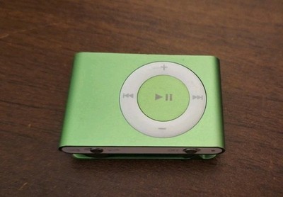 Apple iPod Shuffle A1204 1GB 2. Generation Grün Green YZ08