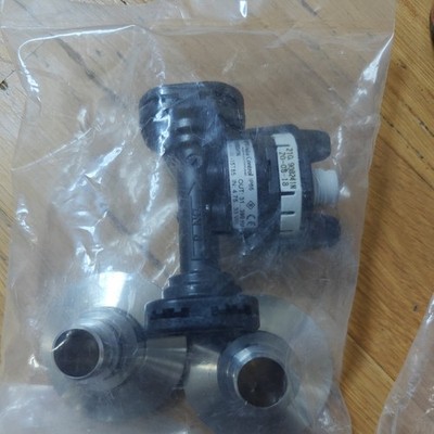 Huba Control Flow Sensor 210.820451N 210 