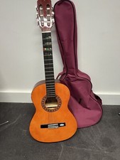Guitar Valencia Cg-160 3/4 Size Classical Acoustic With Bag