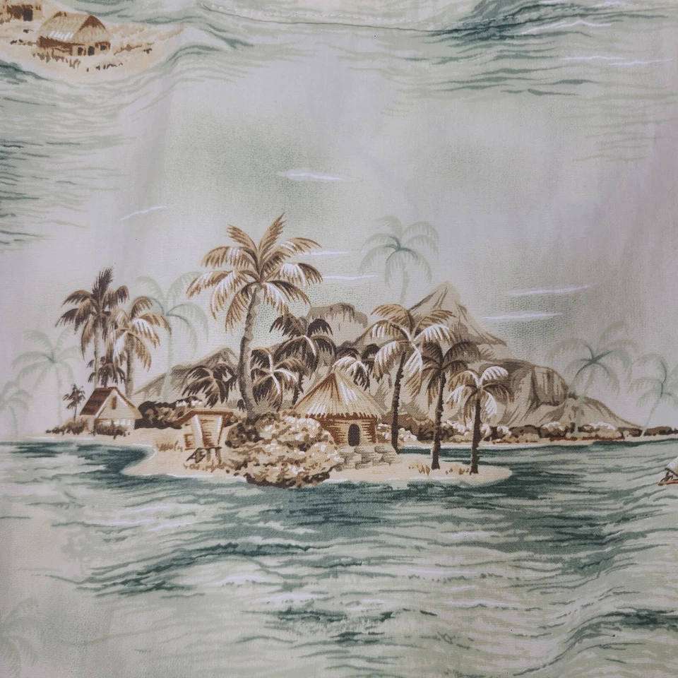 Pierre Cardin Men's Hawaiian Shirt Button Up Size Large - Image 2 of 4