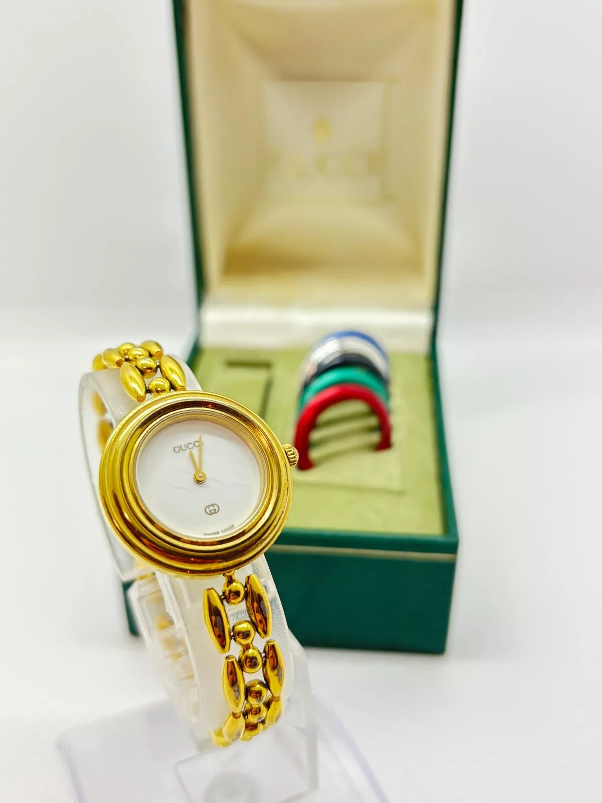 [Exc+5 avec boite] Lunette montre Gucci Change 1100 L 6 couleurs blanc/or occasion fonctionne