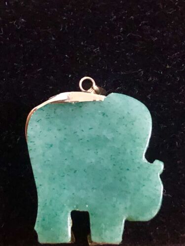 JADE Elephant Pendant with 14K Gold Accents BEAUTIFUL & STRIKING COLOR - Picture 5 of 12