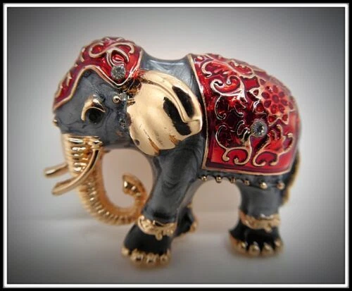 Multicoloured Lucite Fashion Jewellery