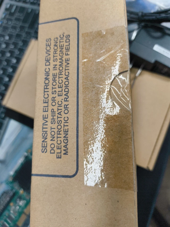 NEW AUDIOCODES M1KB-SWX LAN SWITCHING EXTENSION MODULE MEDIANT - Image 3 of 3