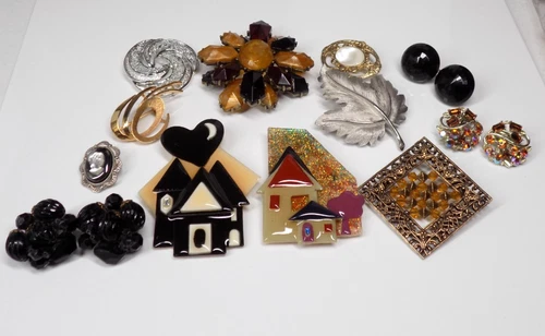 Vintage Costume Jewelry Lot Coro Lisner House Lucinda Pins Crown Trifari Gerry's