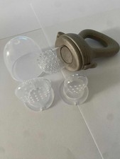 Grignoteuse en silicone pour Bébé Distributeur aliment Anneau dentition bébé