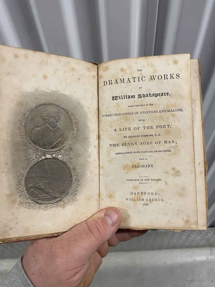 The Dramatic Works of William Shakespeare 1842 Book staining, rare Complete Foto 3 de 4
