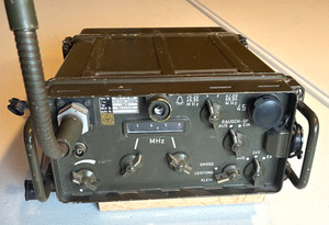 Military Backpack Radio SEM-35 transceiver German 26-70 MHz FM + PRC-25 antenna