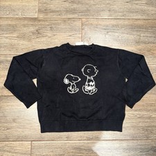 Uniqlo Kids Black Snoopy Charlie Brown Graphic Boys Long Sleeve 7-8 Sweater