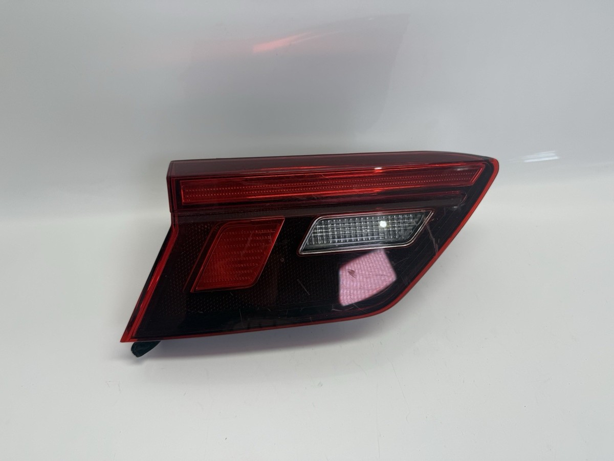 2018-2019-2020-2021-2022-2023 VW TIGUAN Tail Light Assembly