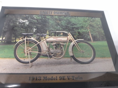 1913 Model 9E V-Twin - No. 105- Harley Davidson Collector Card - Series 2 - Picture 6 of 6