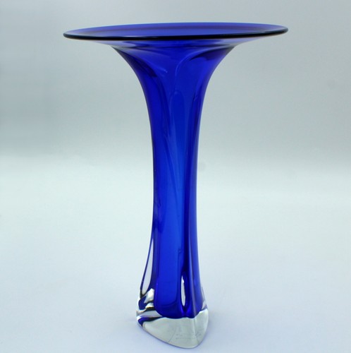 Jonathan Winfisky 1986 Cobalt Blue Studio Art Glass Trumpet Vase Signed - Picture 3 of 5