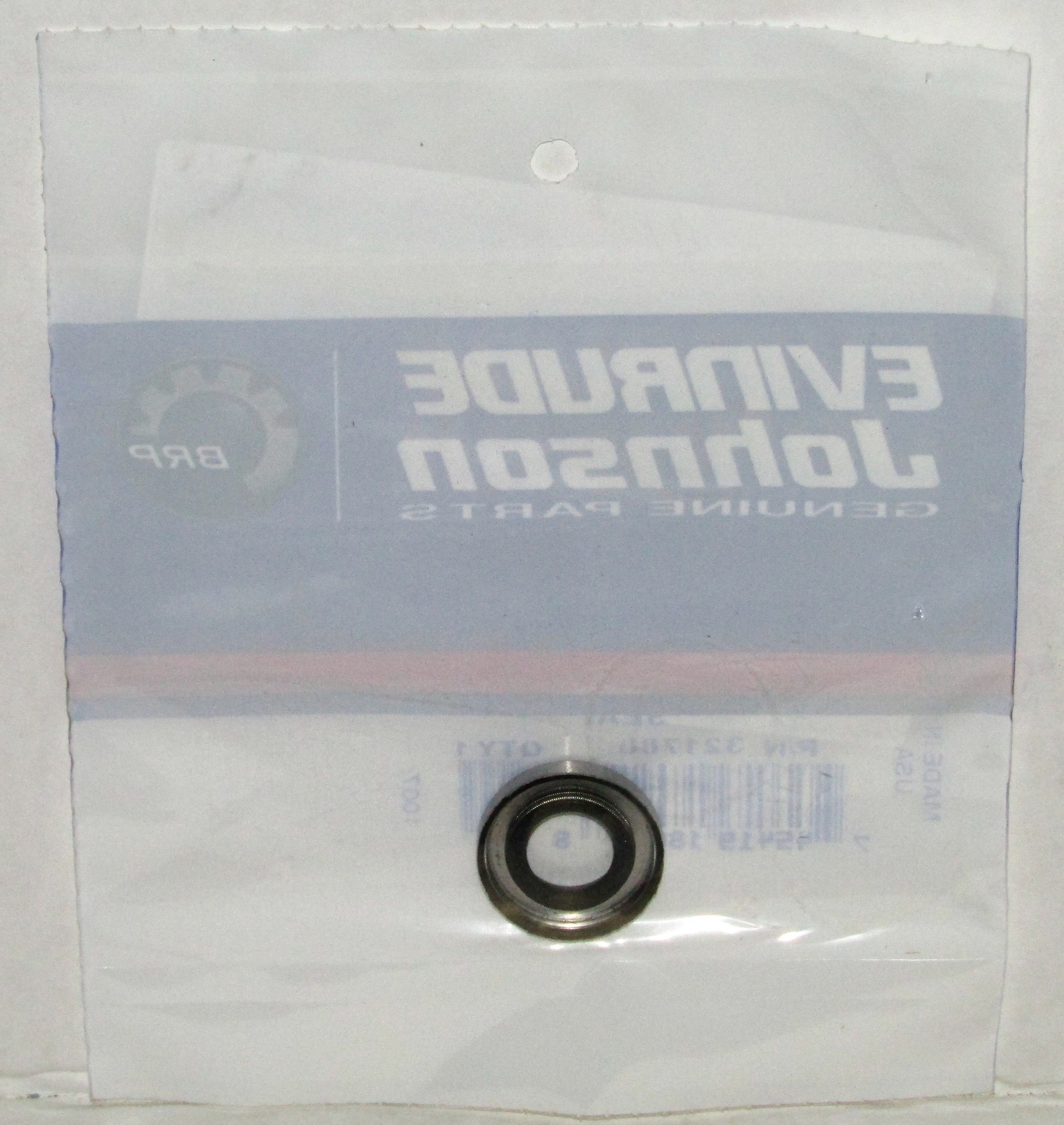 NEW EVINRUDE JOHNSON GENUINE PARTS MARINE DRIVE SHAFT SEAL OEM PART