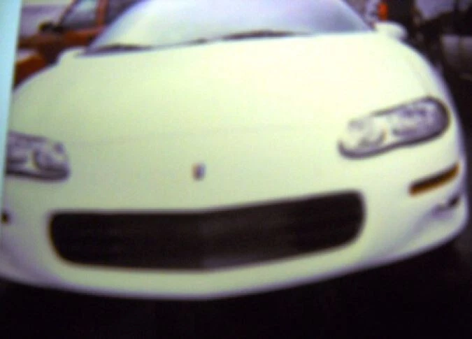 Бюстгальтер с передней крышкой Lebra подходит для Chevy Chevrolet Camaro Base, Z28 & SS 1998-2002 - Изображение 2 из 2