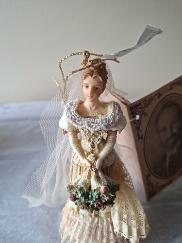 House Of Louis Nicole Kurt Adler Victorian Bride Ornament. Vintage Neu mit Etikett und Karton. - Bild 7 von 10